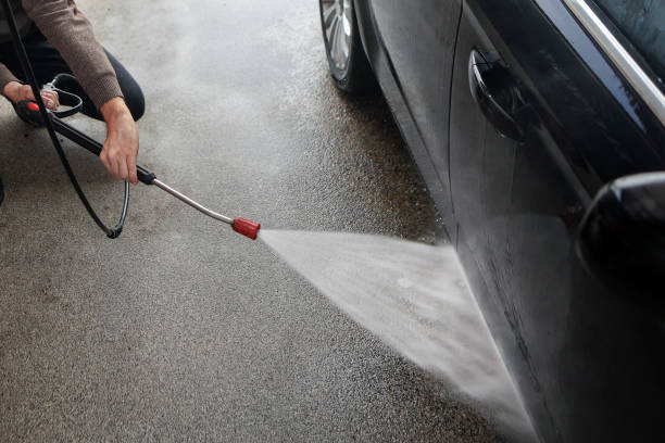 Why Choose Our Certified Pressure Washing Experts for Your Project Needs in Montgomery, AL?